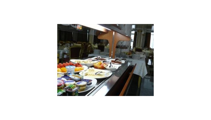 Actor Hotel Budapest poza 8