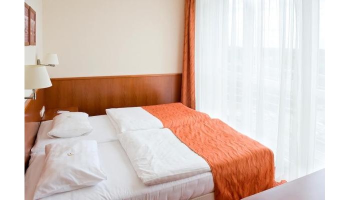 Airport Hotel Budapest poza 13