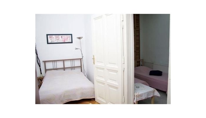 Alkotmany Street Apartment poza 2