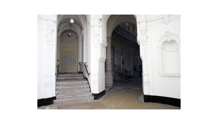 Alkotmany Street Apartment poza 24