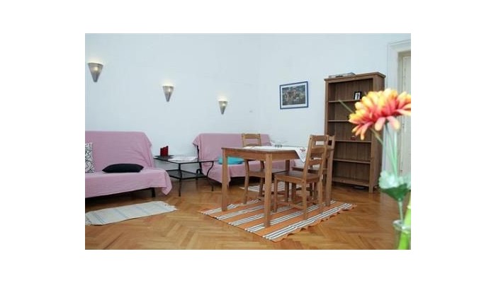 Alkotmany Street Apartment poza 14