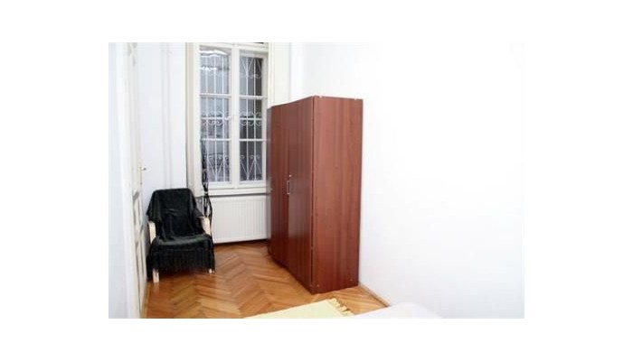 Alkotmany Street Apartment poza 7