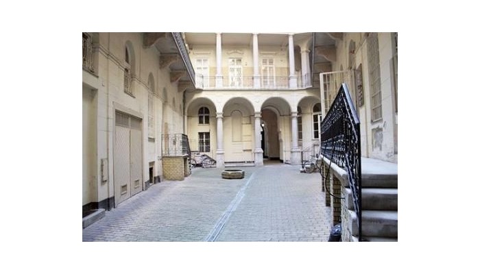 Alkotmany Street Apartment poza 23