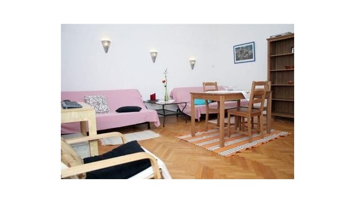Alkotmany Street Apartment poza 8