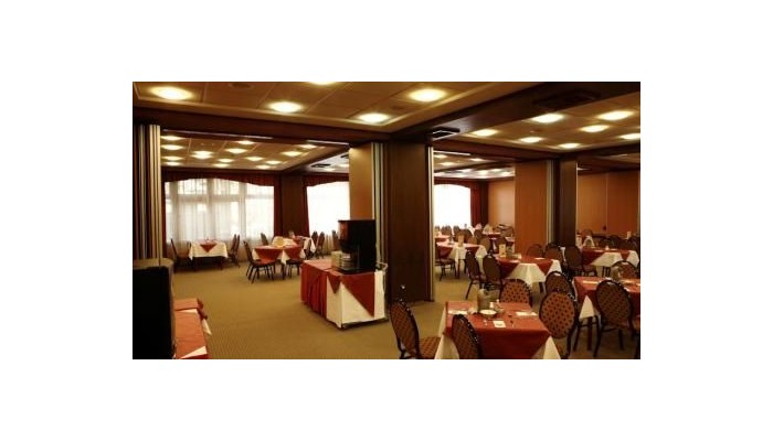 Hotel Benczur poza 22