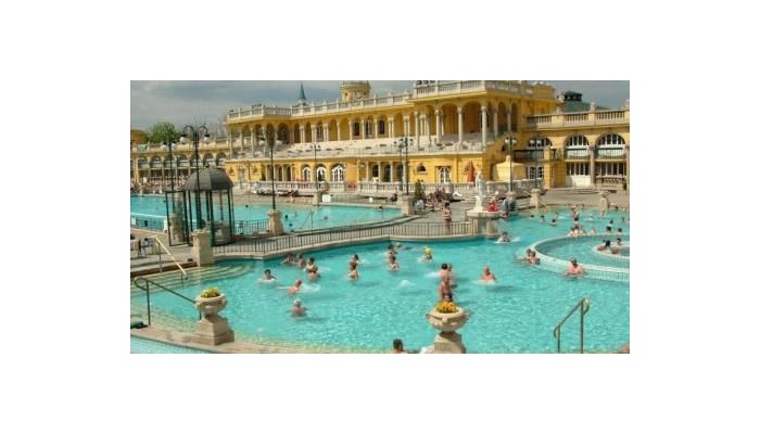 Hotel Benczur poza 26