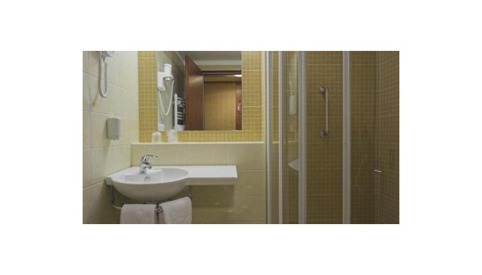 Hotel Benczur poza 8