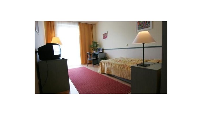Hotel Corvin poza 4