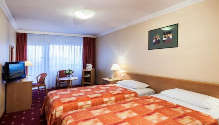 Hotel Danubius Arena poza 5