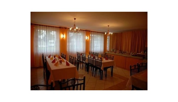 Hotel Ferihegy poza 13