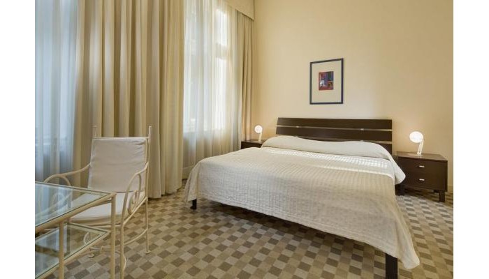 Hotel Mamaison Residence Izabella Budapest poza 12