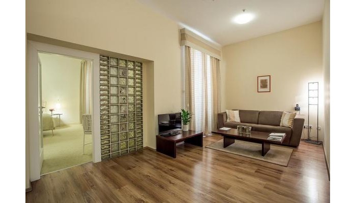 Hotel Mamaison Residence Izabella Budapest poza 4