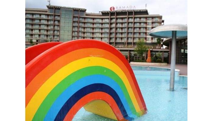 Ramada Resort Aquaworld Budapest poza 3