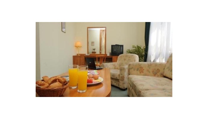 Hunguest Hotel Millennium poza 9