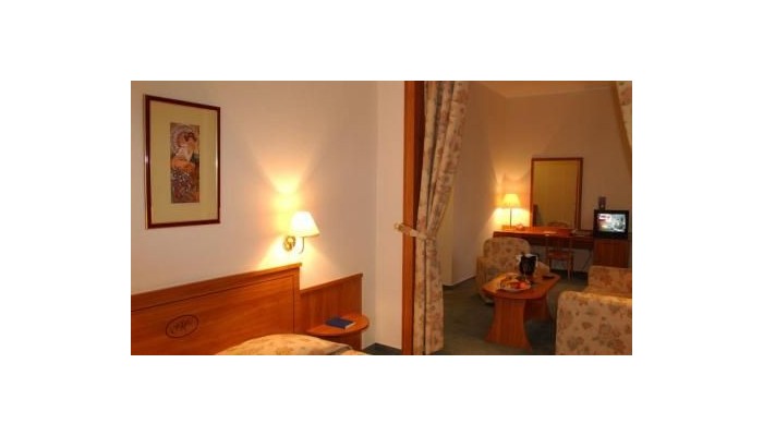 Hunguest Hotel Millennium poza 3
