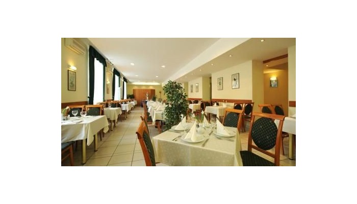 Hunguest Hotel Millennium poza 25