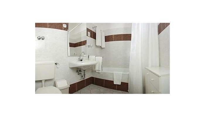 Inn Side Hotel Kalvin House poza 26