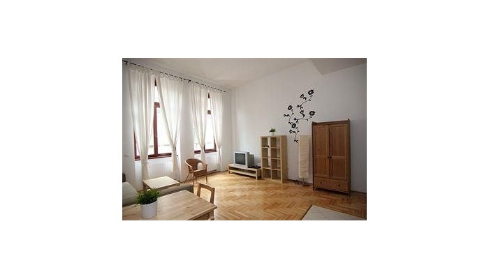 Made Inn Budapest Apartments poza 3