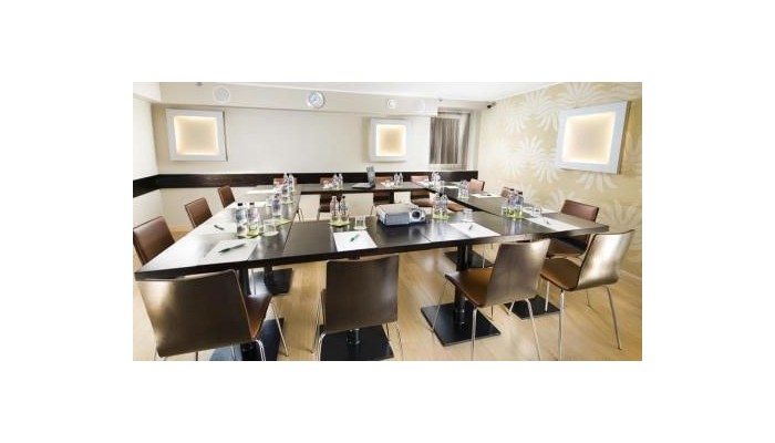 Opera Garden Hotel And Apartments poza 12