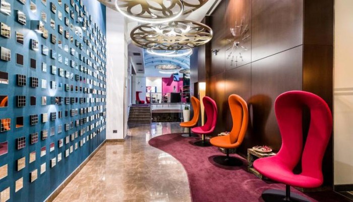 Parlament Hotel poza 1