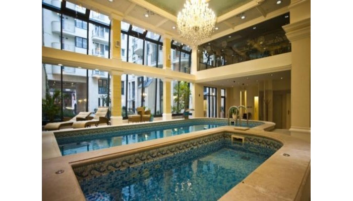 Queens Court Hotel poza 4